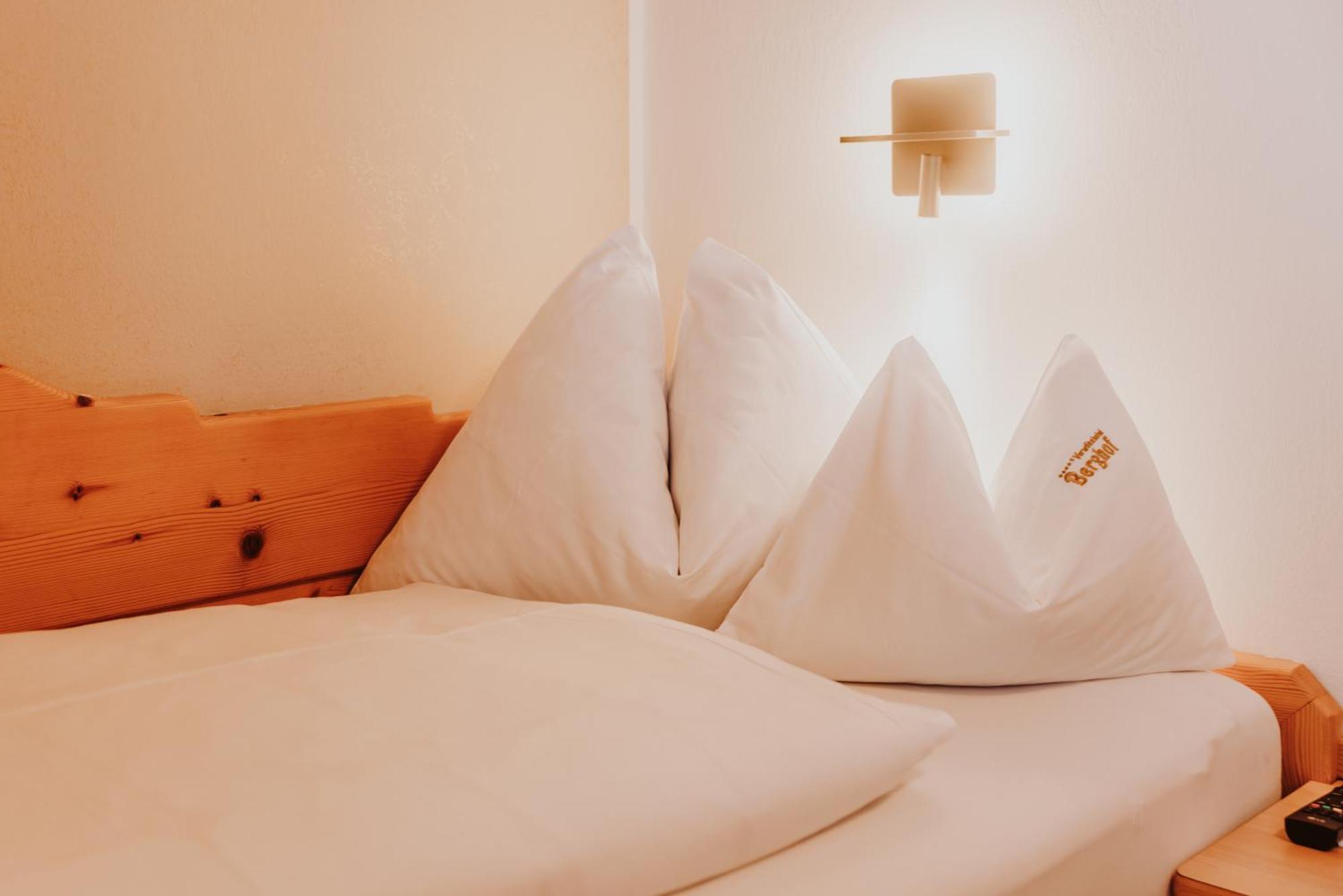 Hotel Berghof - St Johann In Salzburg Санкт-Йохан Экстерьер фото