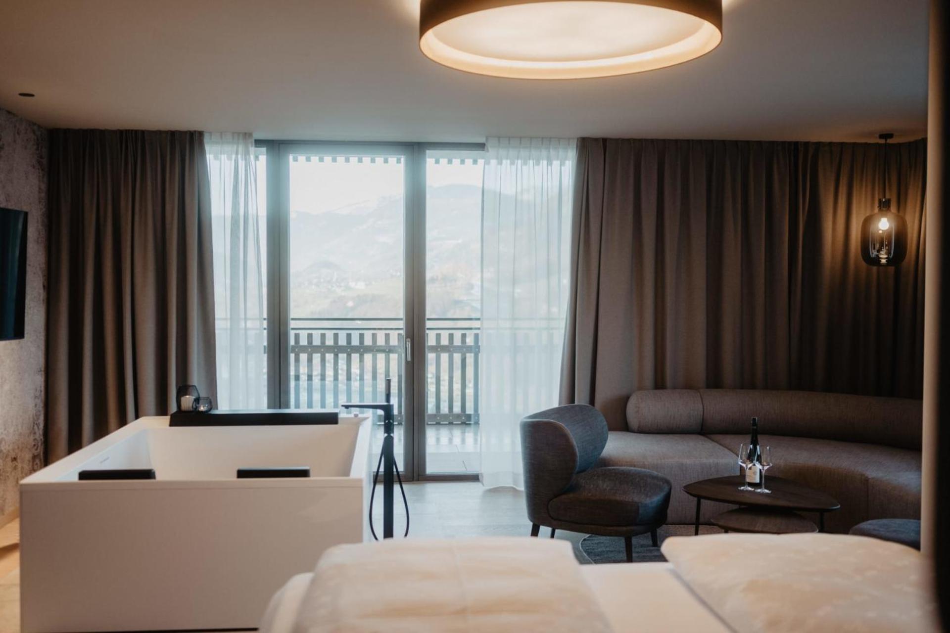 Hotel Berghof - St Johann In Salzburg Санкт-Йохан Экстерьер фото