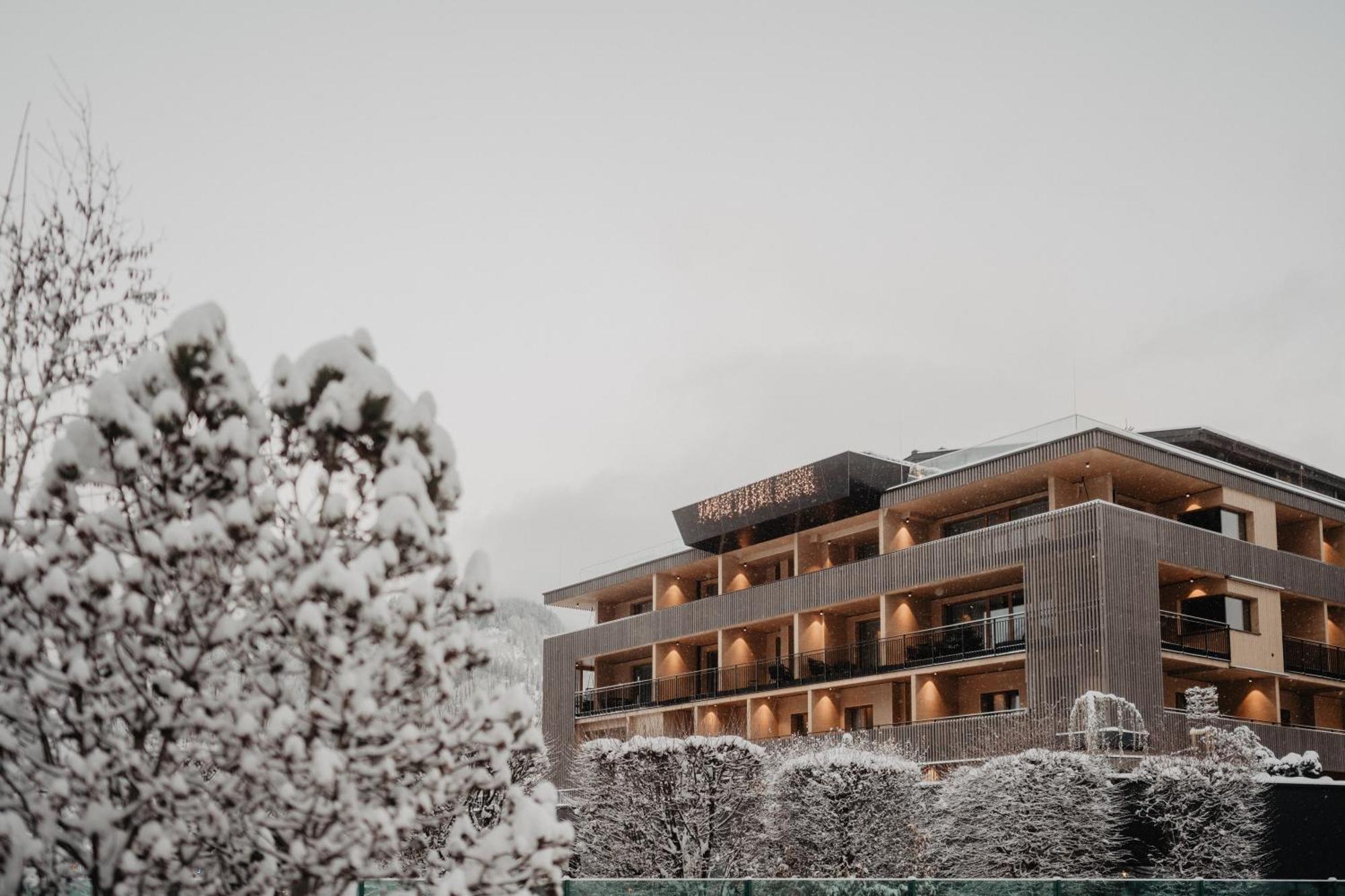 Hotel Berghof - St Johann In Salzburg Санкт-Йохан Экстерьер фото